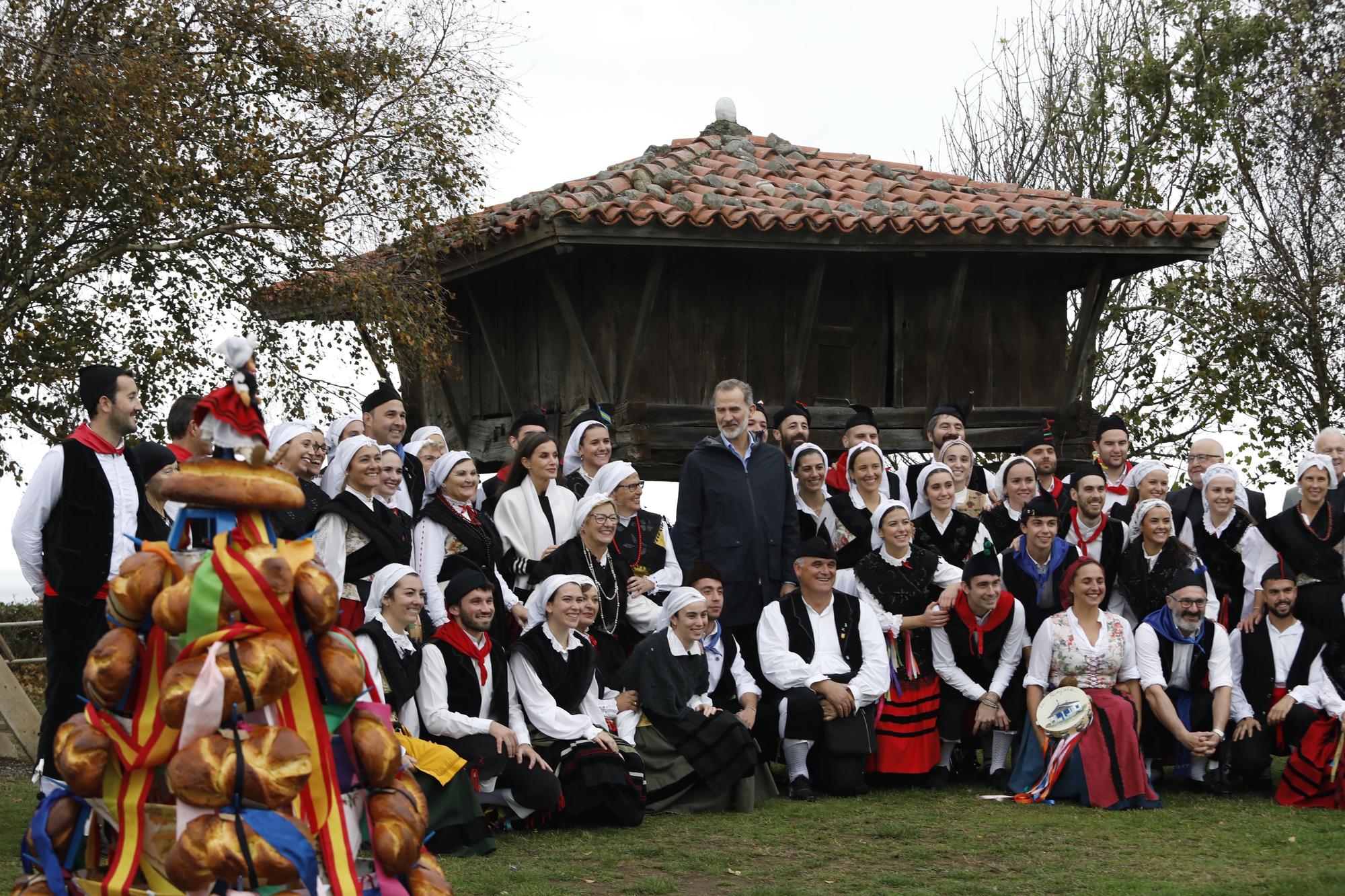 EN IMÁGENES: La Familia Real visita Cadavedo para hacer entrega del premio al Pueblo Ejemplar