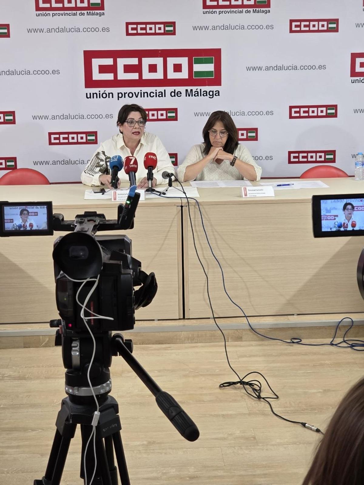 Inmaculada Allende y Trinidad Salcedo durante la presentación del informe sobre la situación de la dependencia en 2025 en la sede de CCOO