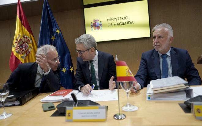 Hacienda garantiza el quorum para llevar la reforma de la financiación al Congreso tras fracasar el boicot de Madrid