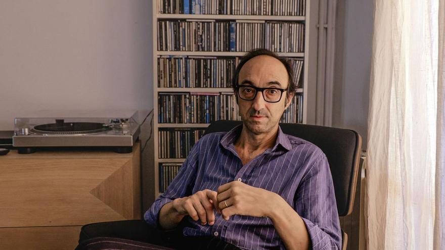 Agustín Fernández Mallo: "Las primeras inteligencias artificiales son las religiones”