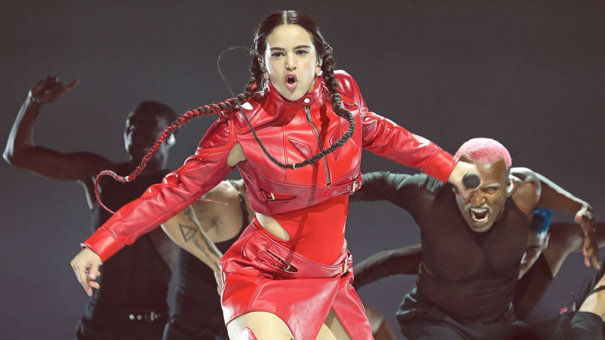 Rosalía durante su actuación en el WiZink Center de Madrid