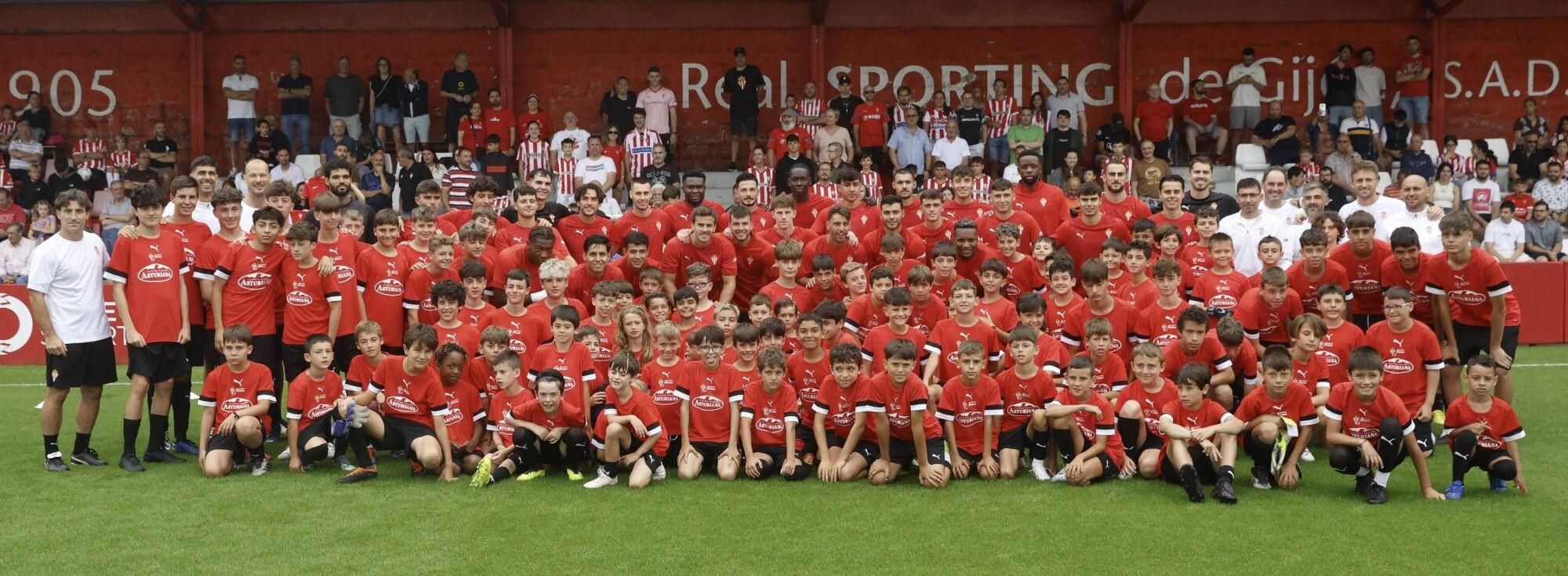 EN IMÁGENES: Primer entrenamiento de Sporting tras el regreso de las vacaciones