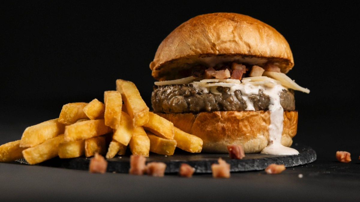Una de las hamburguesas de Trafic Burguer.