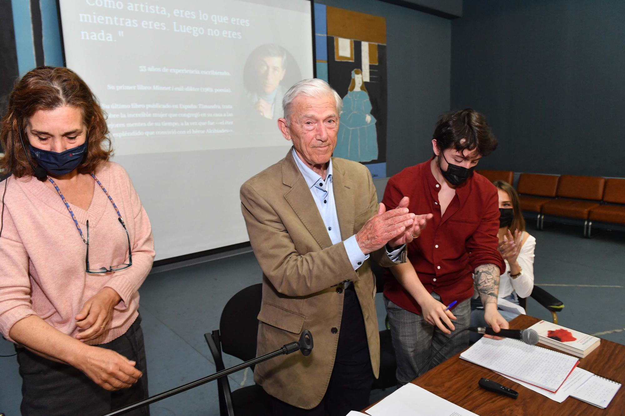 Theodor Kallifatides en A Coruña: Clase magistral con el eterno aspirante al Nobel