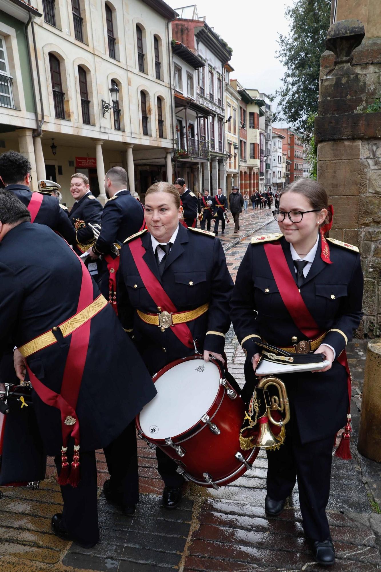 EN IMÁGENES: Así fue el certamen de bandas que dio comienzo la Semana Santa de Avilés