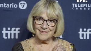 La actriz Carmen Maura posa este martes, durante el Festival Internacional de Cine de Toronto (TIFF), en Toronto (Canadá). Maura presentó en el TIFF su último largometraje, Calle Málaga, una película en la que por primera vez se desnuda totalmente, algo que la actriz española dijo a EFE que no le importa: Lo del desnudo, es que ahora me da igual, ya soy mayor. EFE/ Julio César Rivas