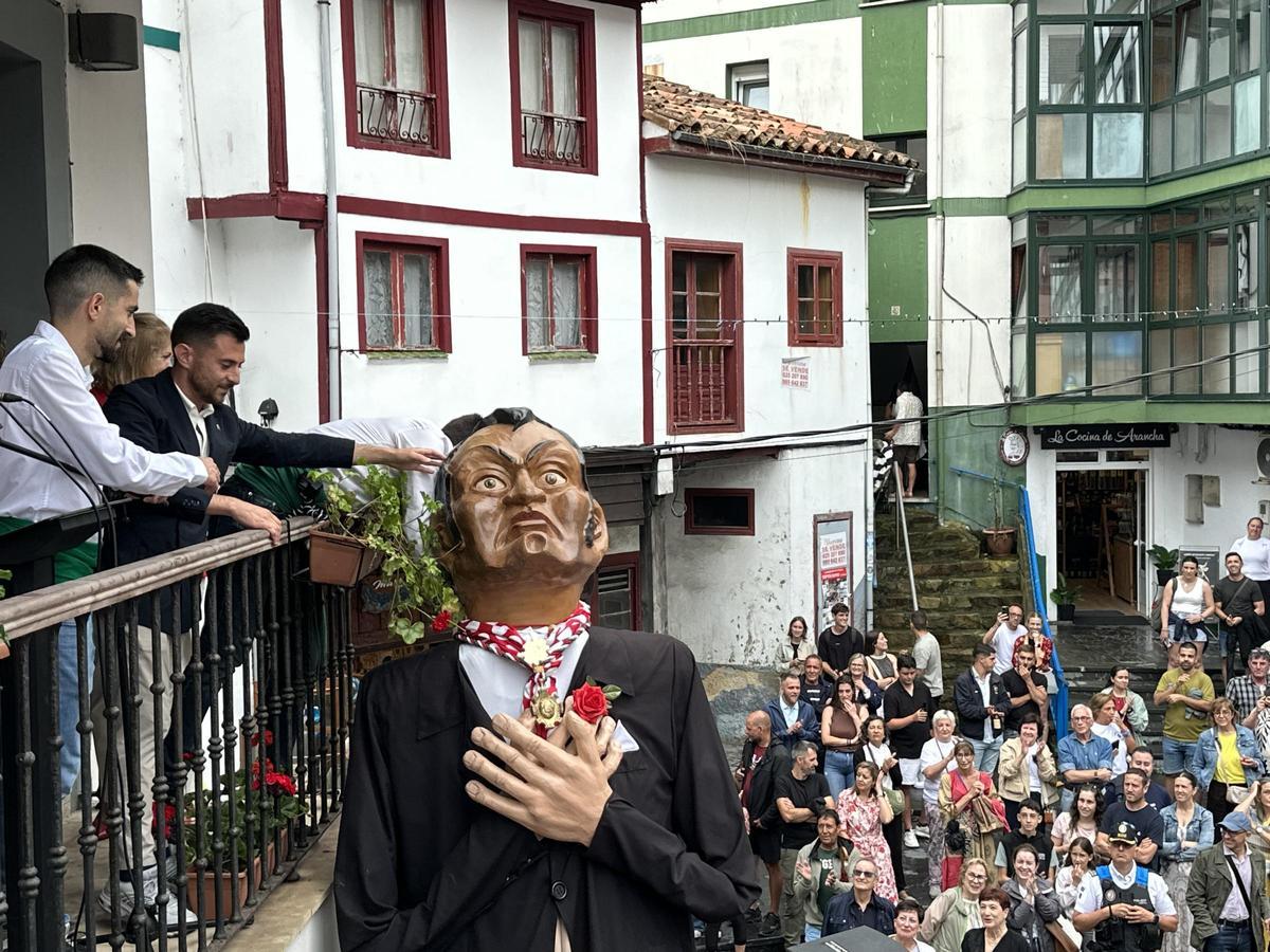 En imágenes: Cudillero da la bienvenida a las fiestas de San Pedro y San Pablo