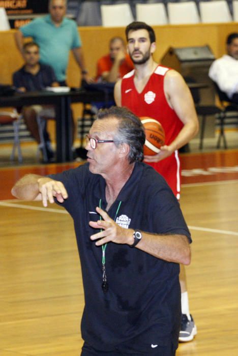 Entrenament del Bàsquet Girona a Fontajau