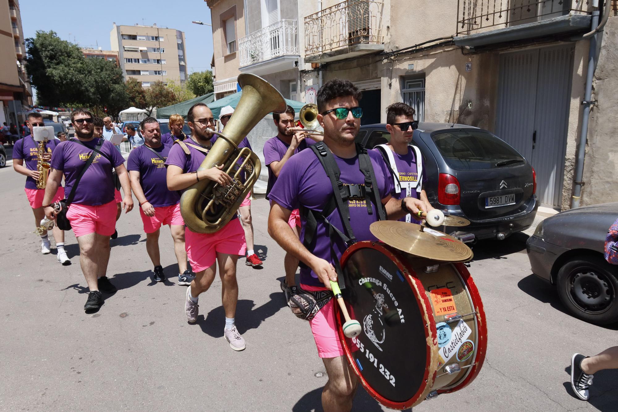 Búscate en la galería de collas de las fiestas de Sant Pere del Grau