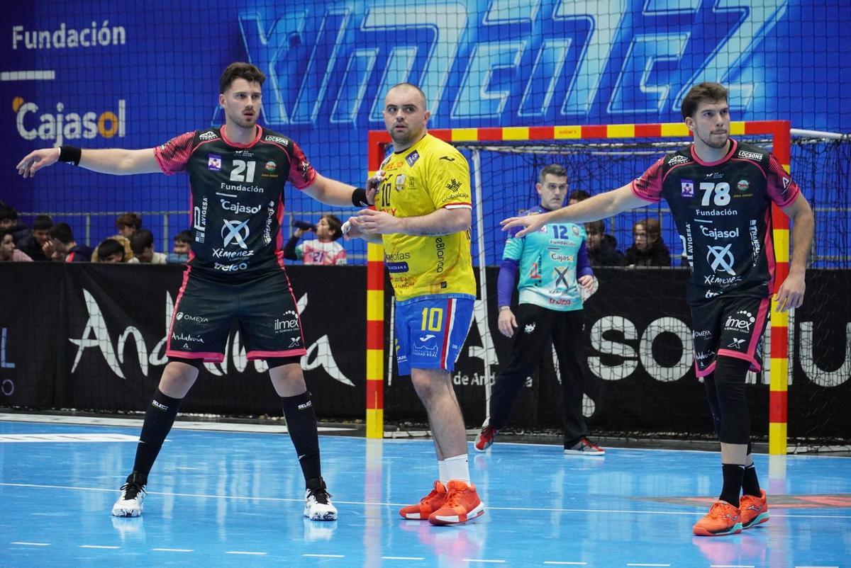 Sousa y Estepa defienden a Romanillos.