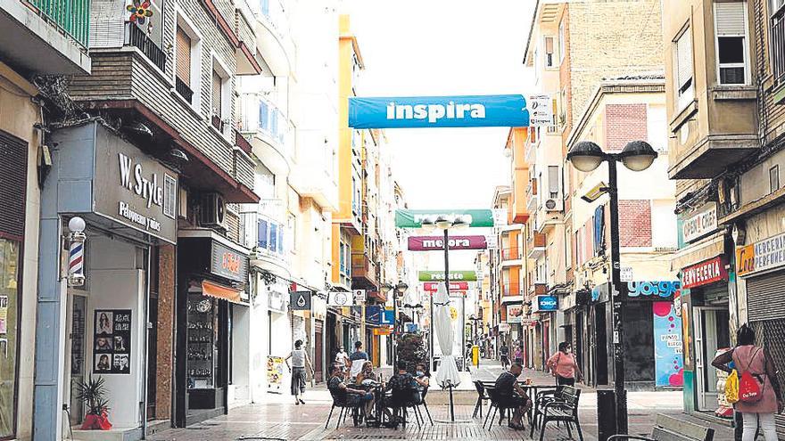 Campañas realizada por los comerciantes de la calle Delicias y el Ayuntamiento de Zaragoza.