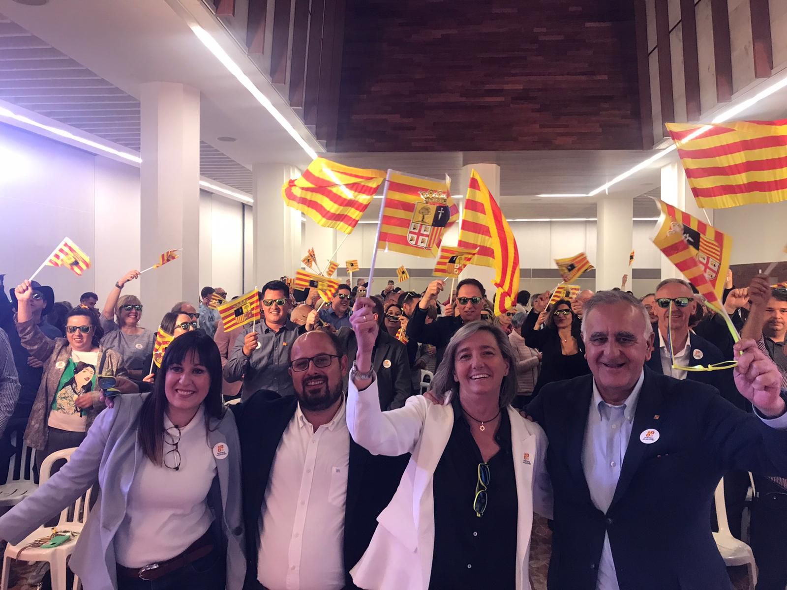 EN IMÁGENES | Los partidos cierran la campaña del 28M en Aragón