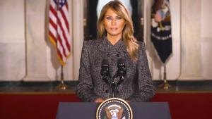 El missatge de comiat de Melania Trump: «La violència no és mai la solució»