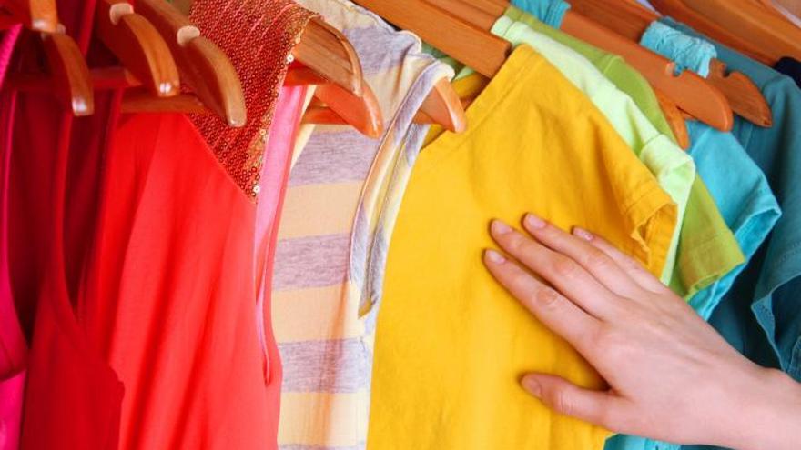 El color de tu ropa influye en tu humor - Información