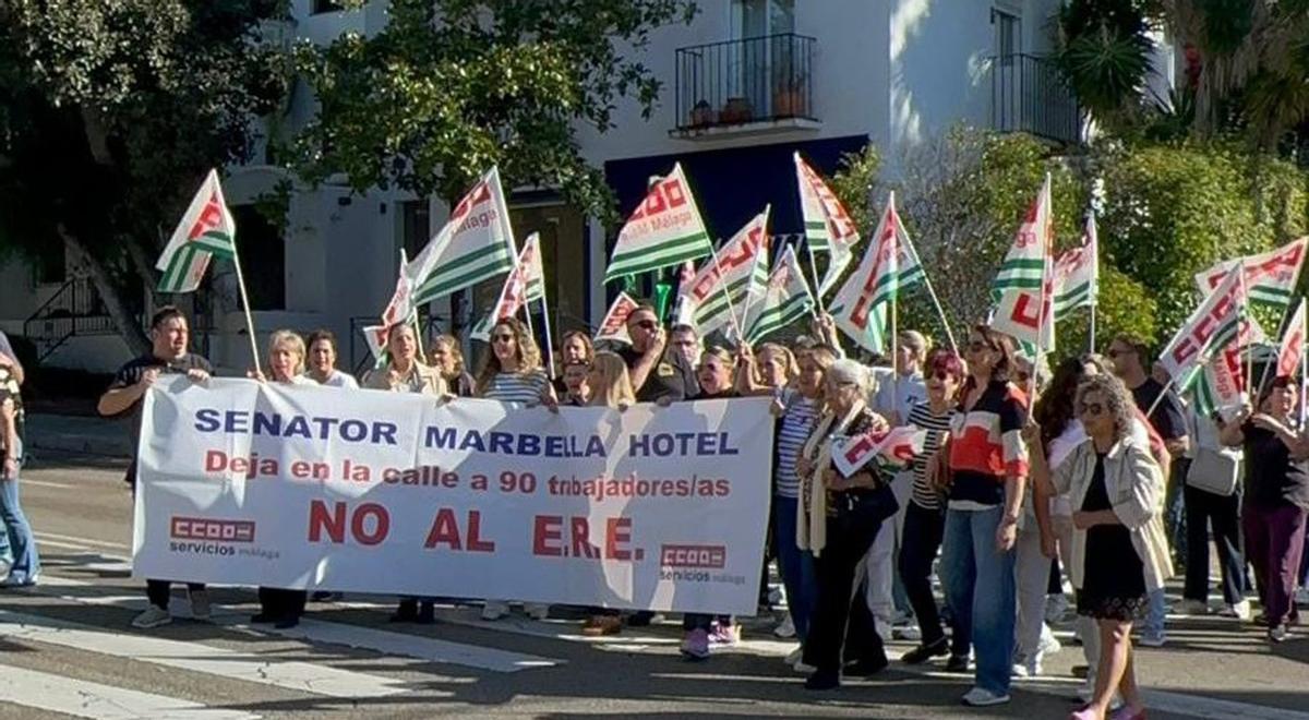 Trabajadores del hotel Senator, durante una protesta por Marbella durante el periodo de negociación del ERE.
