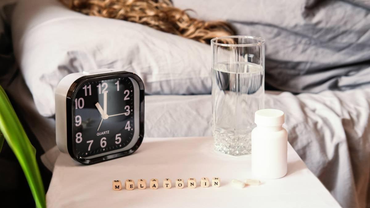 8 suplementos (con melatonina) que te ayudarán a conciliar el sueño