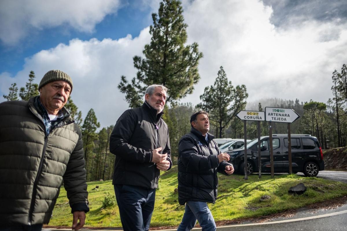 Visita de Clavijo a la primera quesería portátil, en Artenara Visita de Clavijo a la primera quesería portátil, en Artenara