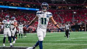 Jaxon Smith-Njigba (11), de los Seattle Seahawks, celebra un touchdown