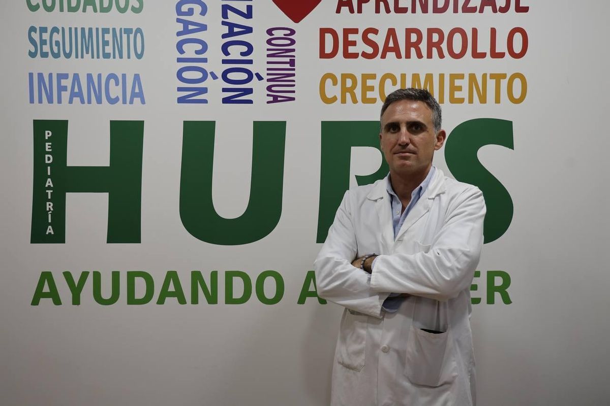 El especialista en Pediatría y gastroenterólogo infantil del hospital Reina Sofía Rafael González de Caldas.