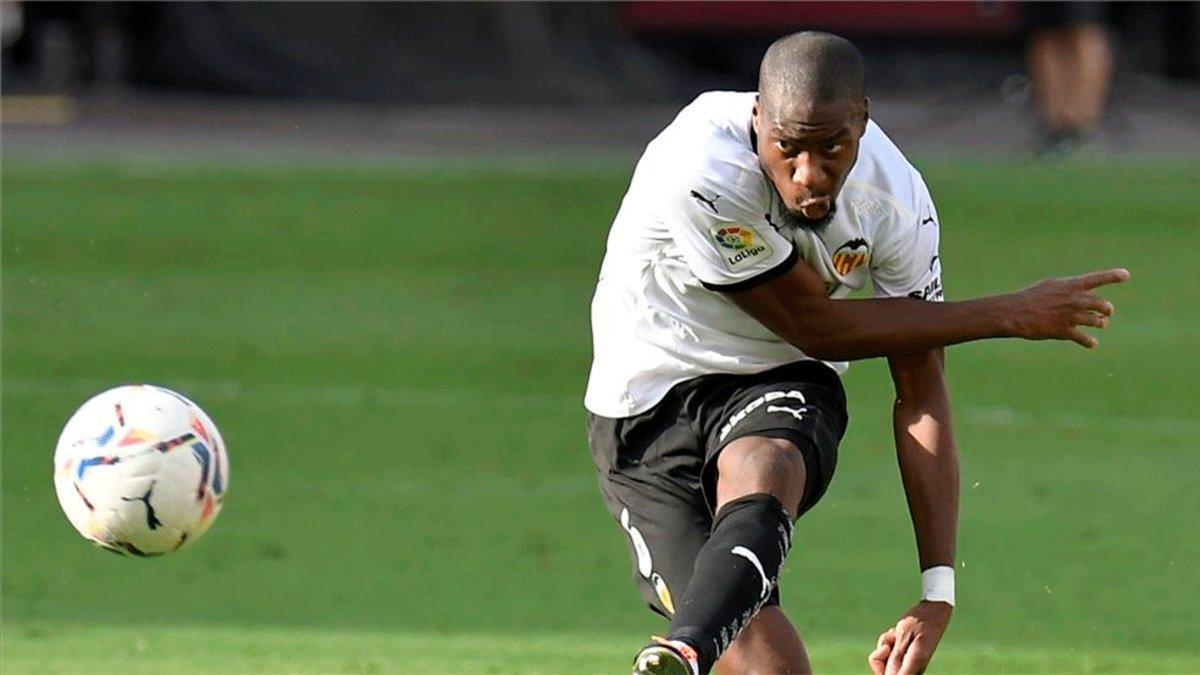 Kondogbia enciende las redes por sus palabras contra Murthy