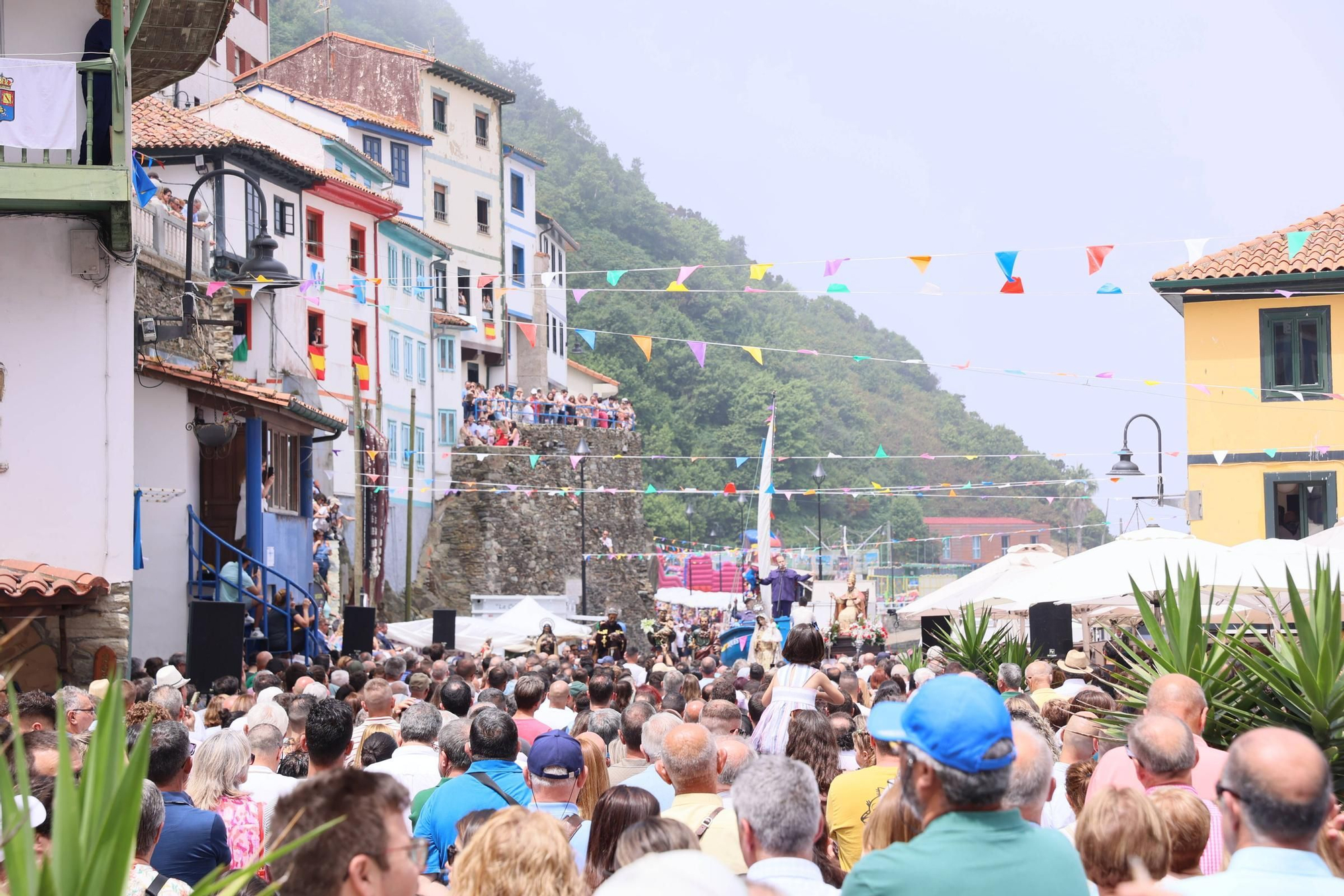 EN IMÁGENES: así fue el día de L'Amuravela en Cudillero