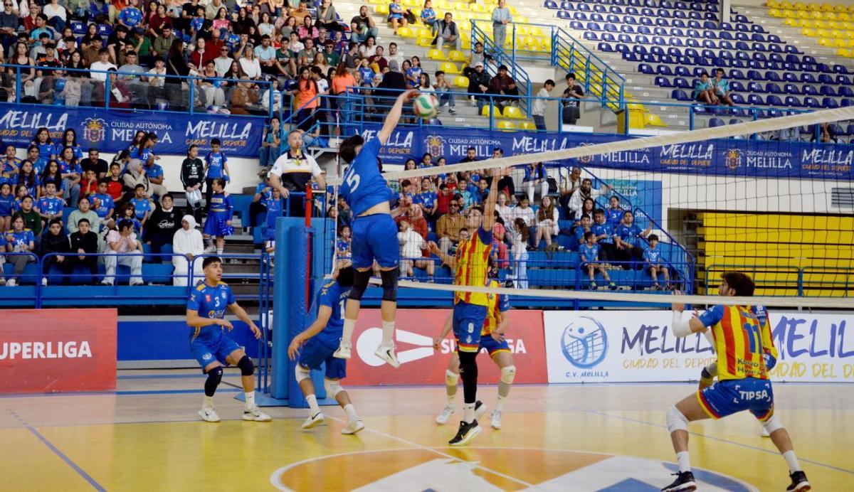 Partido entre el Léleman Conqueridor y el CV Melilla.