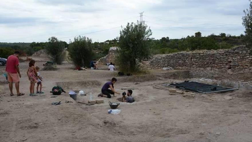 Imagen del inicio de las excavaciones arqueológicas.