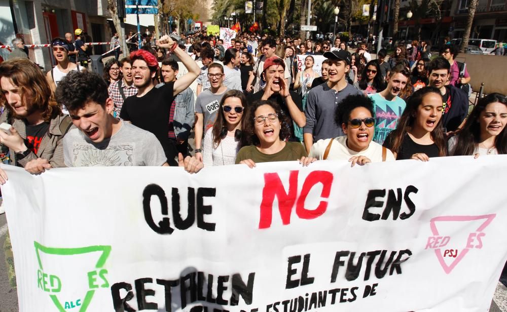 Los estudiantes piden una educación pública de calidad