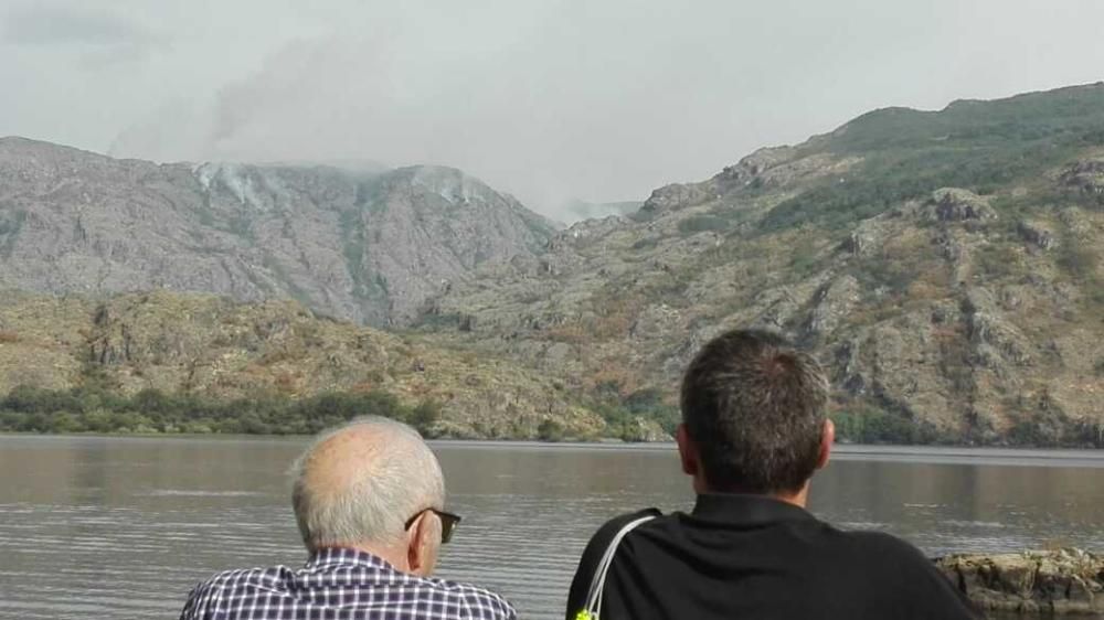 Incendio en el cañón del Tera