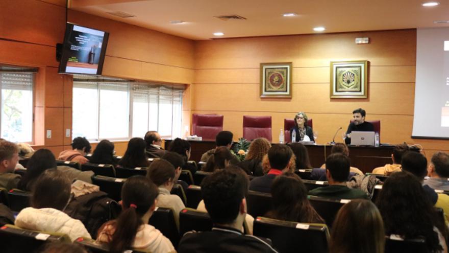 Un estudio refleja la desigualdad en el acceso a la enseñanza bilingüe en los centros escolares de Córdoba