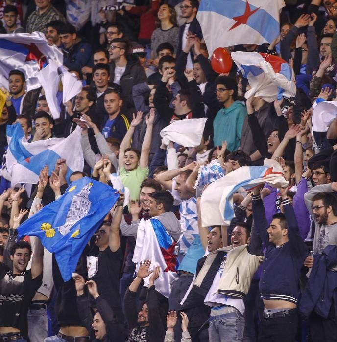 Gran ambiente en el Galicia-Venezuela de Riazor