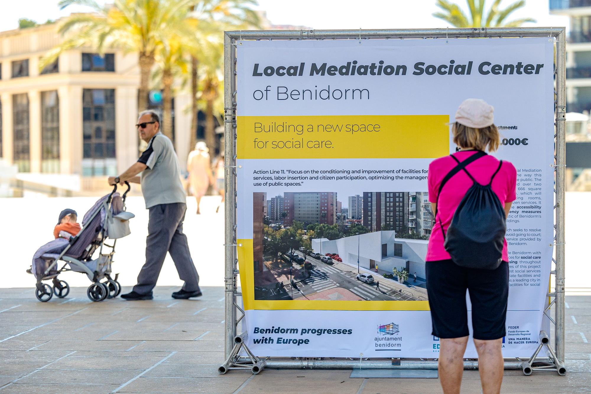 Una exposición al aire libre recoge en ocho paneles los proyectos que integran la EDUSI (Estrategia de Desarrollo Urbano Sostenible e Integrado).