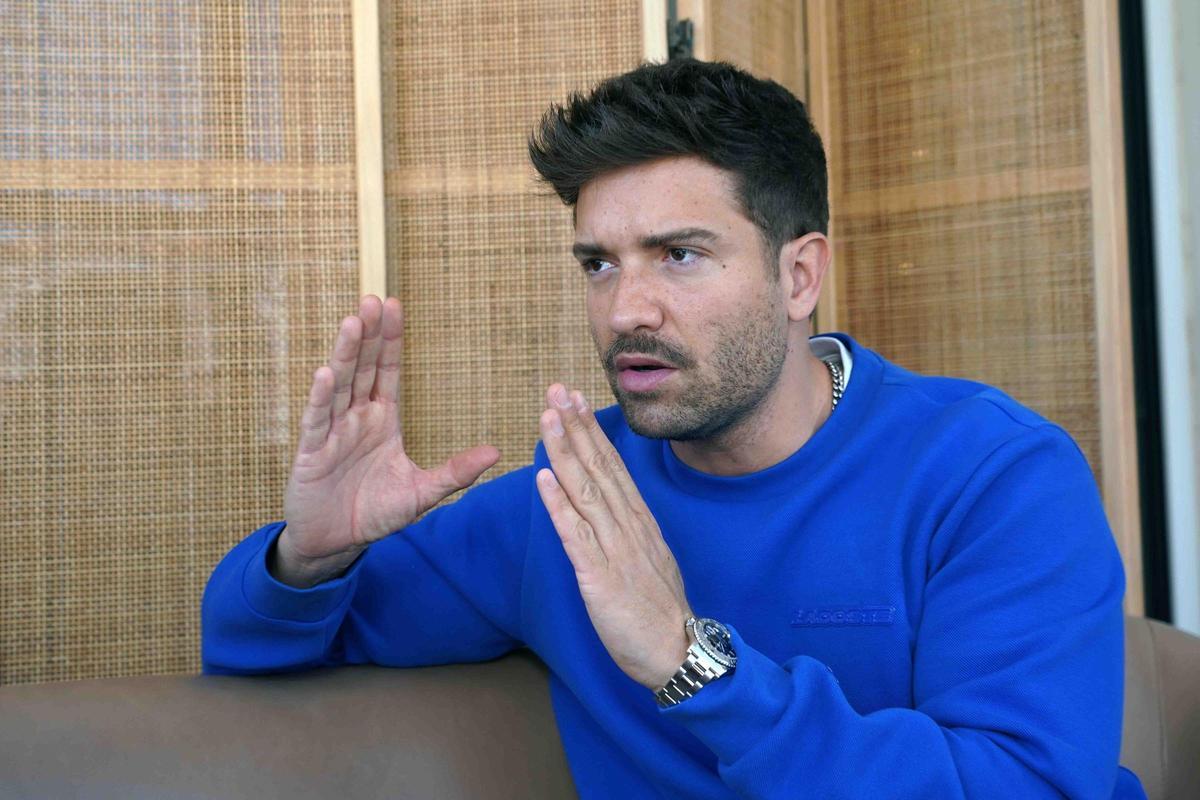 Pablo Alborán en un momento de la entrevista.