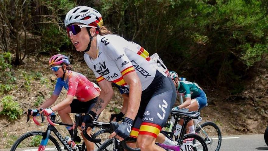 Mavi García se aleja del podio en el Giro Donne