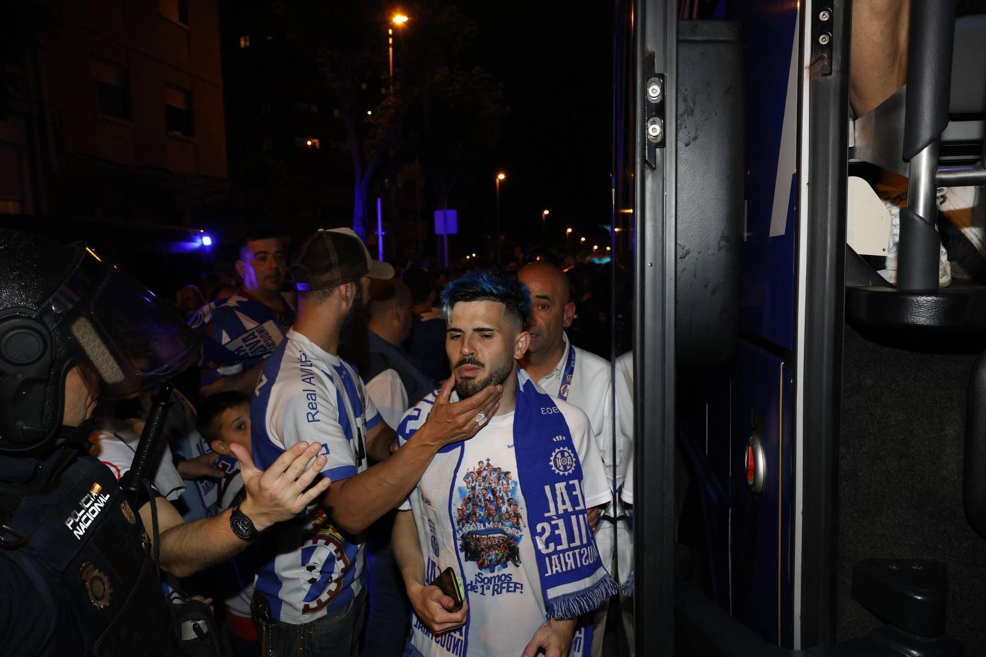 EN IMÁGENES: Locura en las calles de Avilés por el ascenso