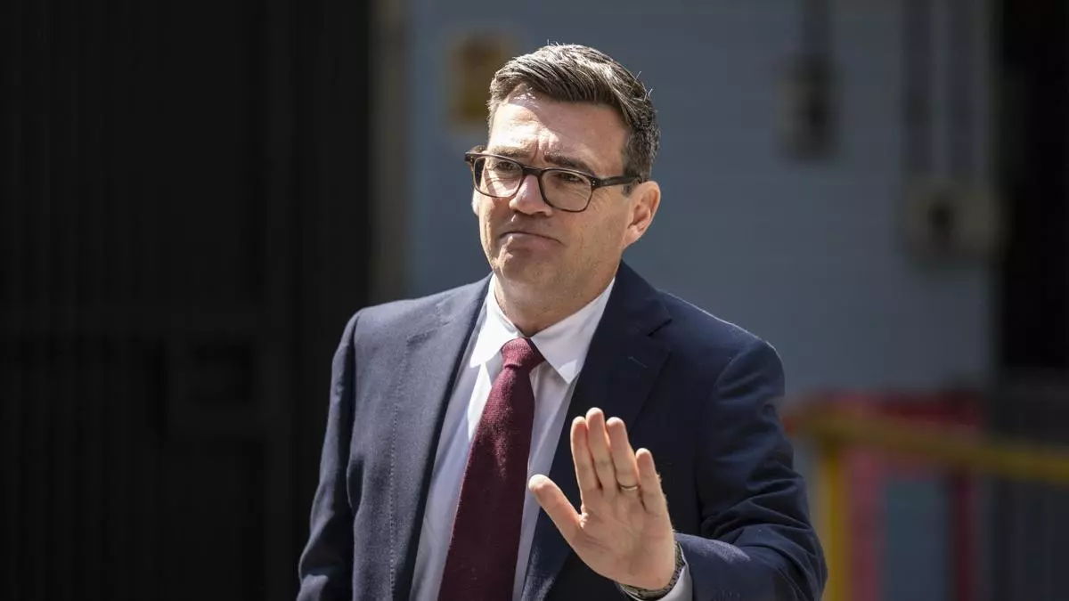 El Partido Laborista anuncia a Andy Burnham como nuevo líder y sustituto de Starmer