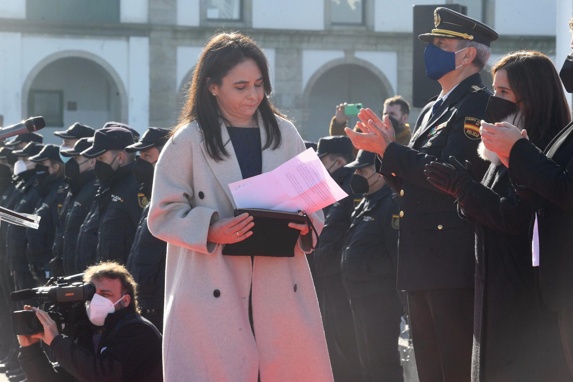 A Coruña recuerda a los héroes del Orzán en un emotivo acto