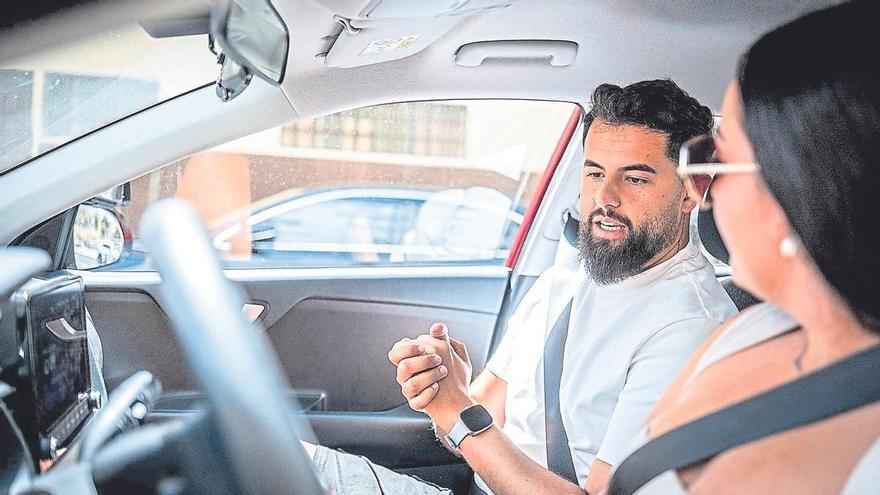 La falta de personal pone en jaque el carnet de conducir en Canarias