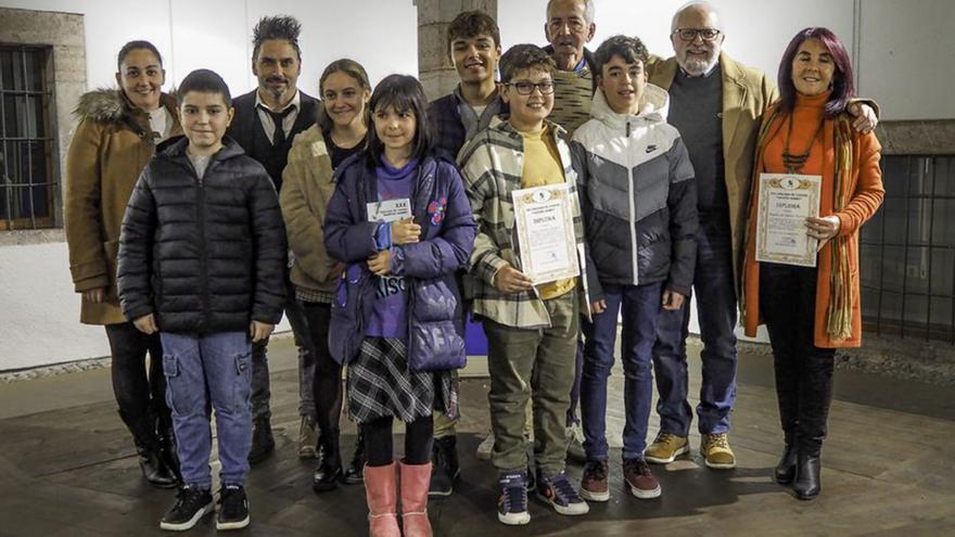 La Asociación Valentín Andrés de Grado entregó sus premios literarios