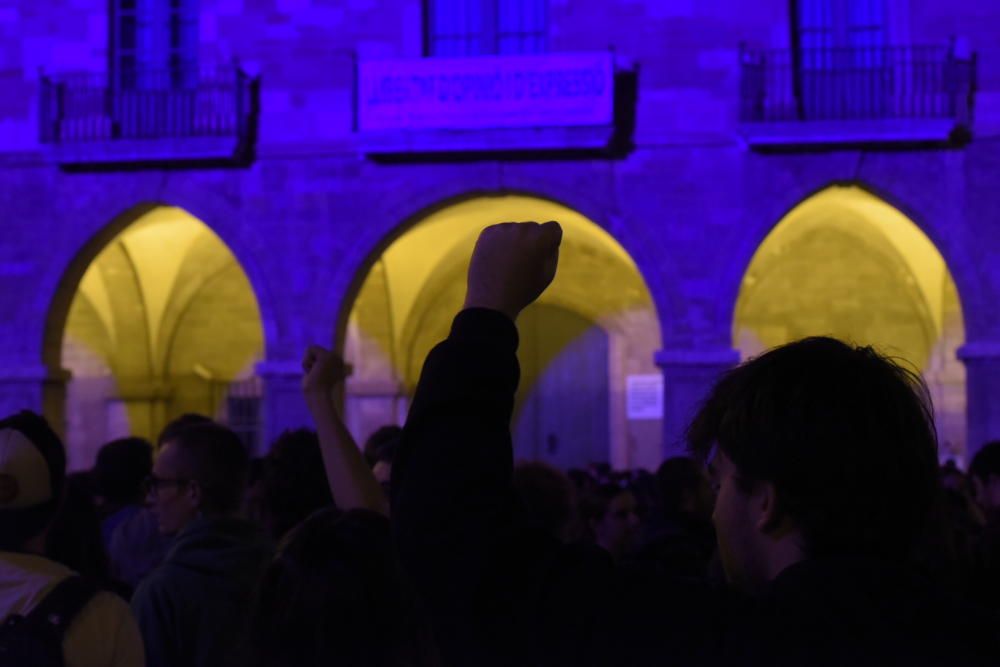 5.000 persones es manifesten a Manresa per protestar contra la repressió policial