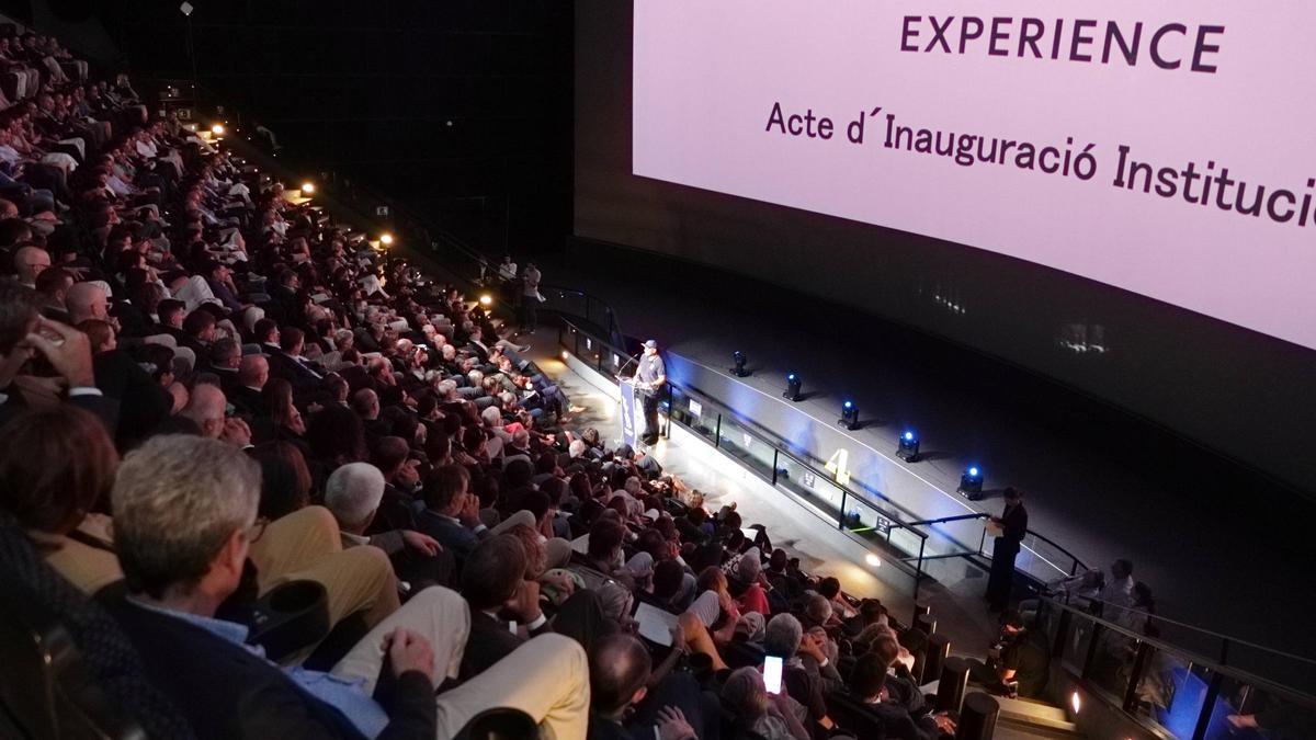 Inauguración institucional del America's Cup Experience, el centro de divulgación de la Copa América de vela, situado en el antiguo Imax del Port Vell.