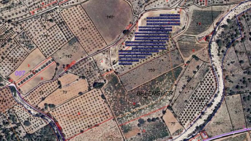 Las dos plantas solares de Bellús se reducen para pasar el filtro del Consell