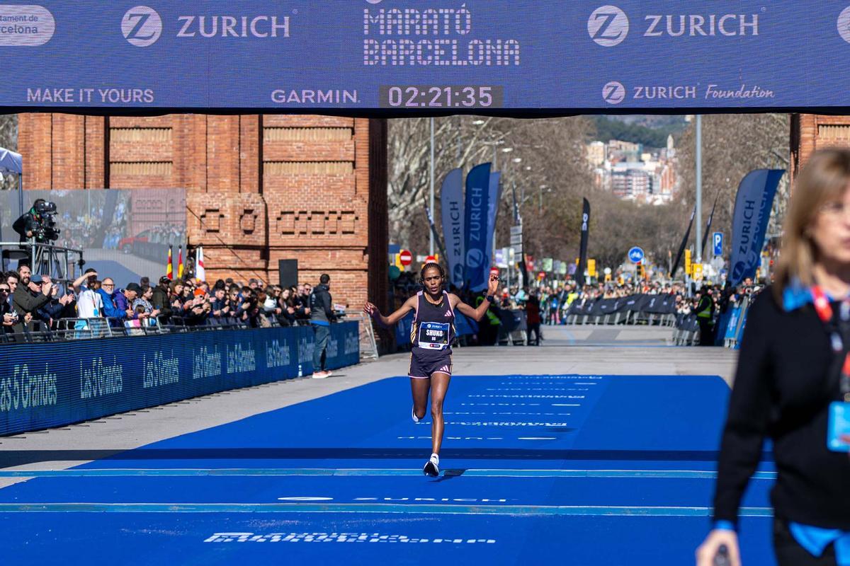 Has participado en la Marató de Barcelona 2024? ¡Búscate en las fotos¡