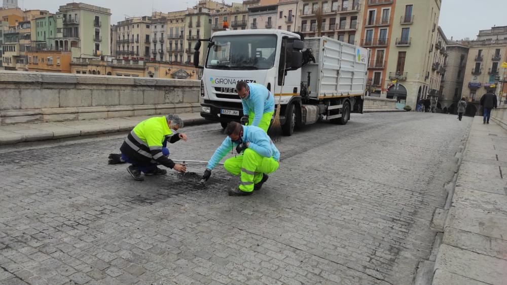 Girona intenta tornar a la normalitat després de la segona nit d'aldarulls