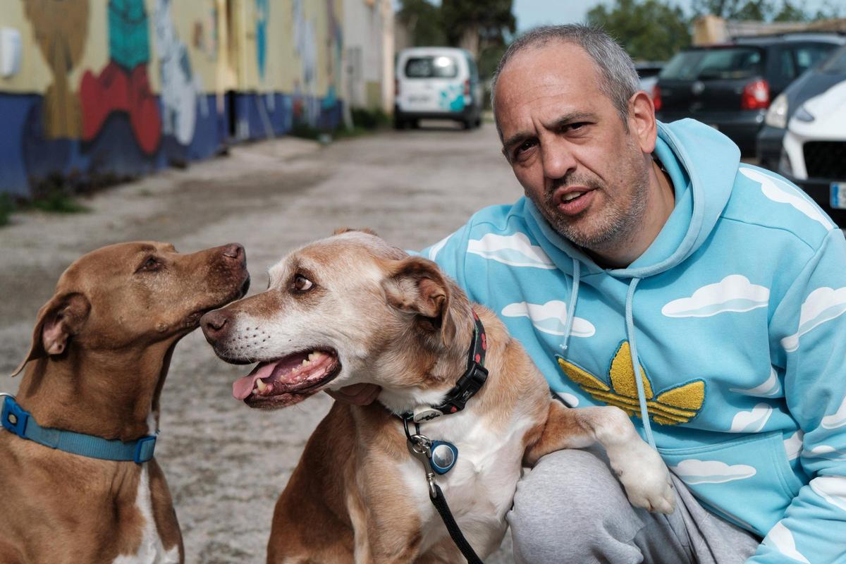 Mariano Meilán junto a Rex y Estrella en Sa Coma
