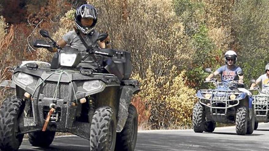 Beliebt bei Urlaubern: Ausflugs-Quads unterwegs im Raum Andratx