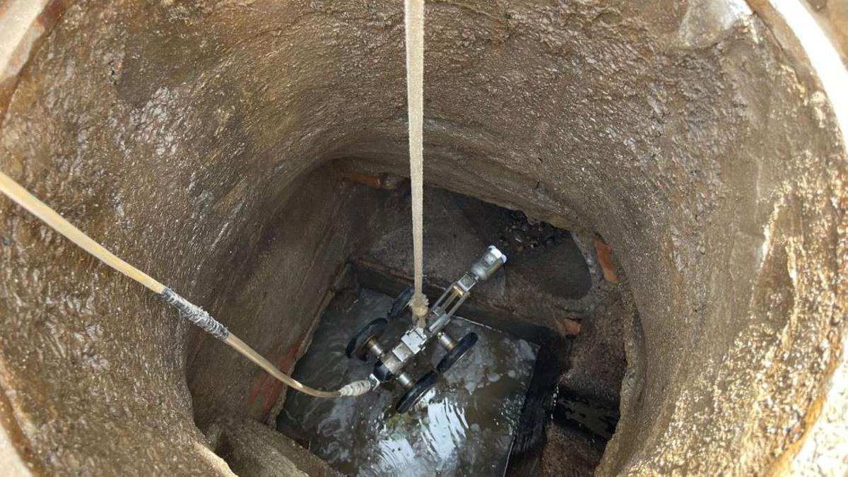 Un robot d'inspecció per analitzar l'estat del clavegueram