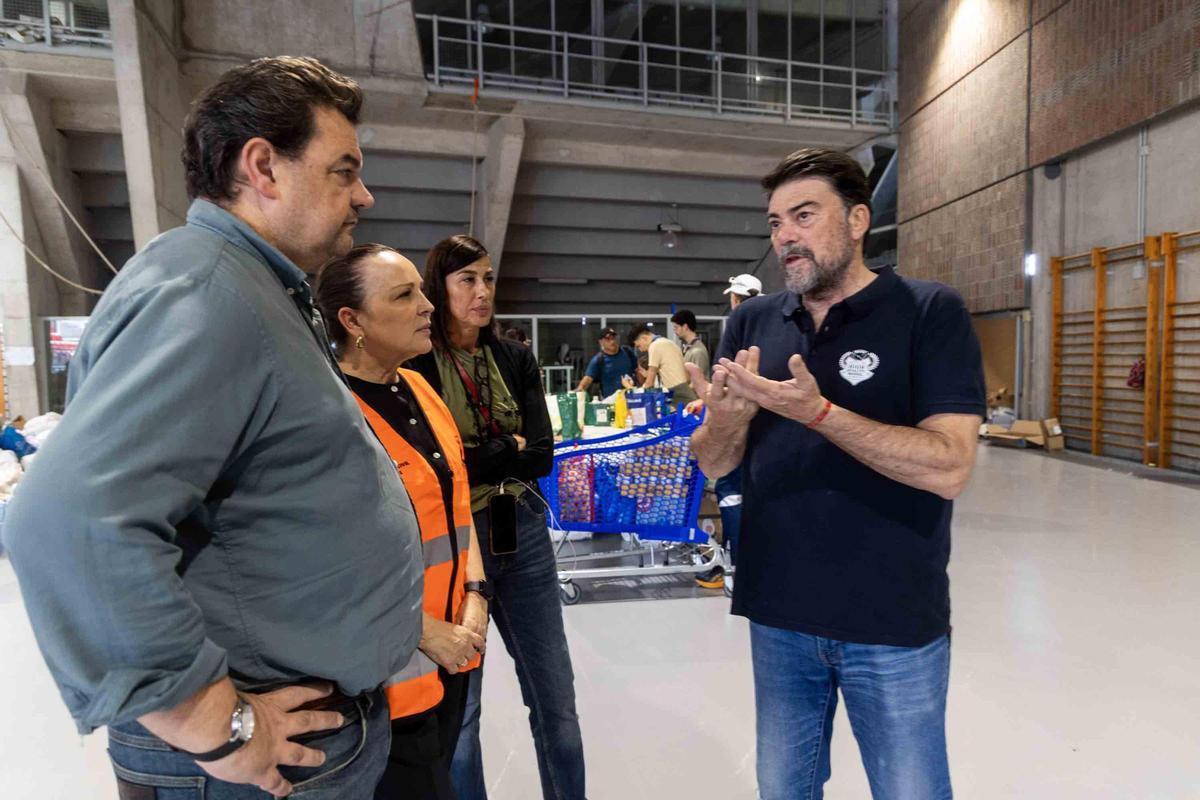 El empuje solidario en Alicante llena el Centro de Tecnificación con ayuda para los afectados por la DANA en Valencia