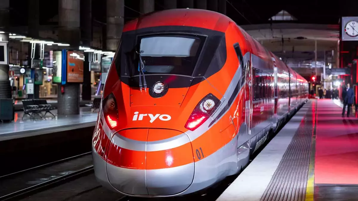 Imagen de un tren de la empresa ferroviaria Iryo, una de las líneas de alta velocidad con precios más competitivos que unirá Málaga y Madrid en 2023