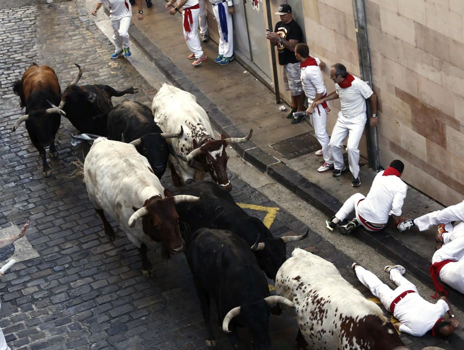 El primer ''encierro'' dels Sanfermines 2016